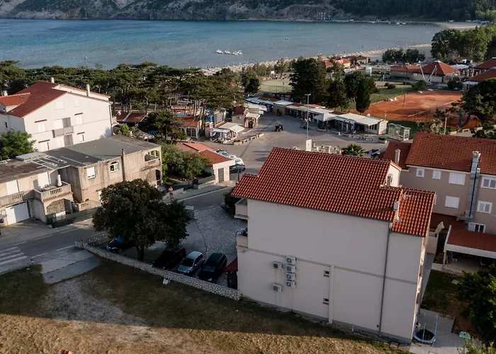 Sandy Paradiese Πανσιόν