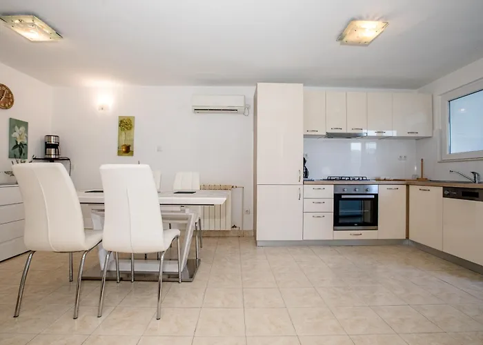 Sandy Paradiese ゲストハウス