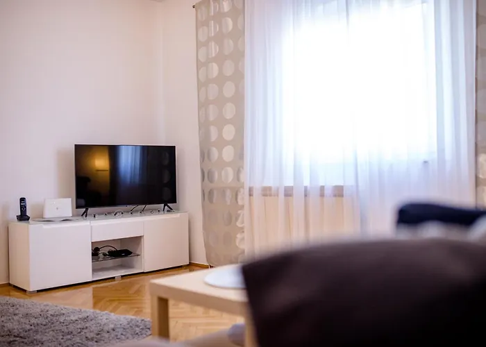 Sandy Paradiese ゲストハウス ロパール